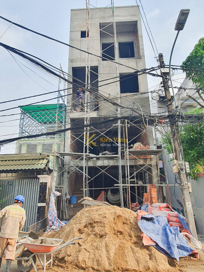 nhà thô 1 trệt 1 lửng 2 lầu