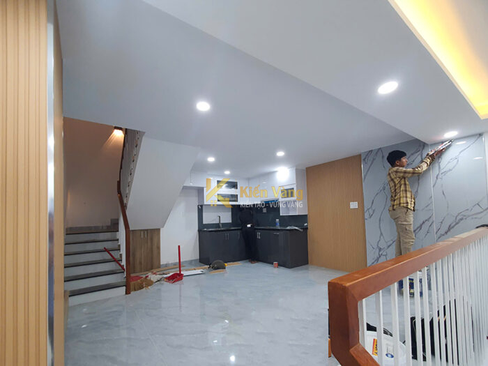 nhà thô 1 trệt 1 lửng 2 lầu