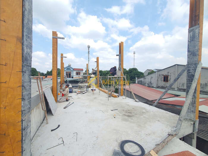 nhà đúc giả 1 trệt 1 lầu