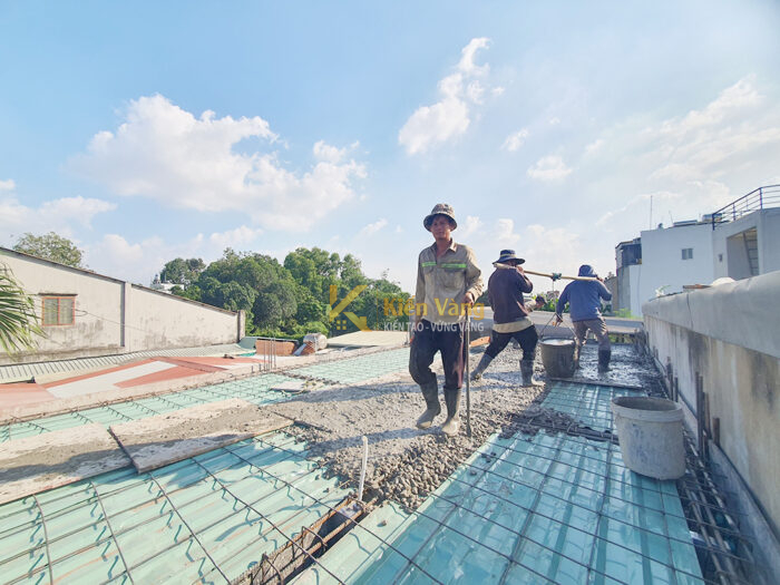 nhà đúc giả 1 trệt 1 lầu