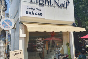 Thiết kế thi công tiệm nail 2 tầng nhanh, tiết kiệm với sàn giả